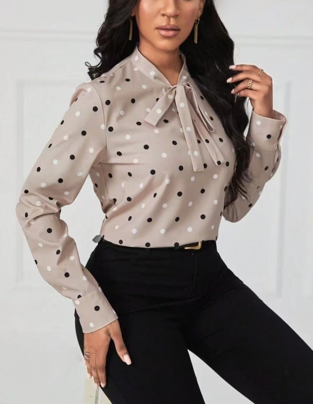 The 2025 autumn new AliExpress, eBay and Amazon V-neck, polka dot tie, stylish and elegant loose top from Europe and America pic 6