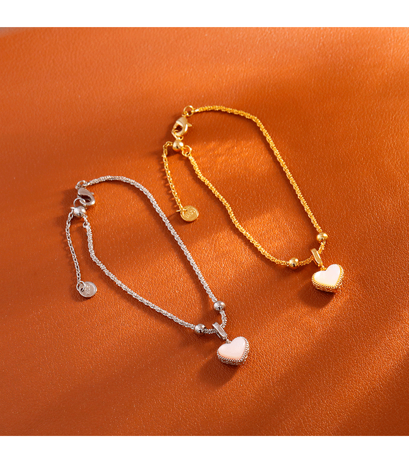 Hyacinth轻奢小众天然母贝爱心吊坠配饰手链女2025年新款潮送女友闺蜜礼物详情8