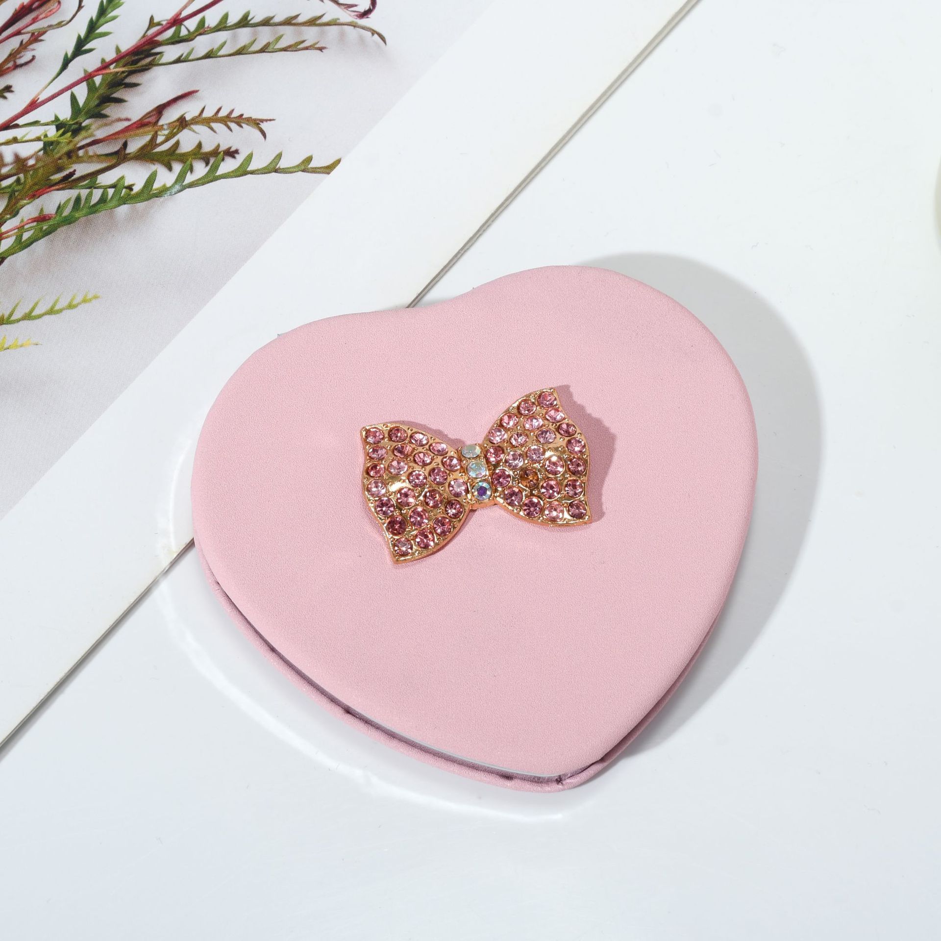 爱心蝴蝶结随身镜高级质感小镜子金属双面便携折叠化妆镜工厂批发详情8