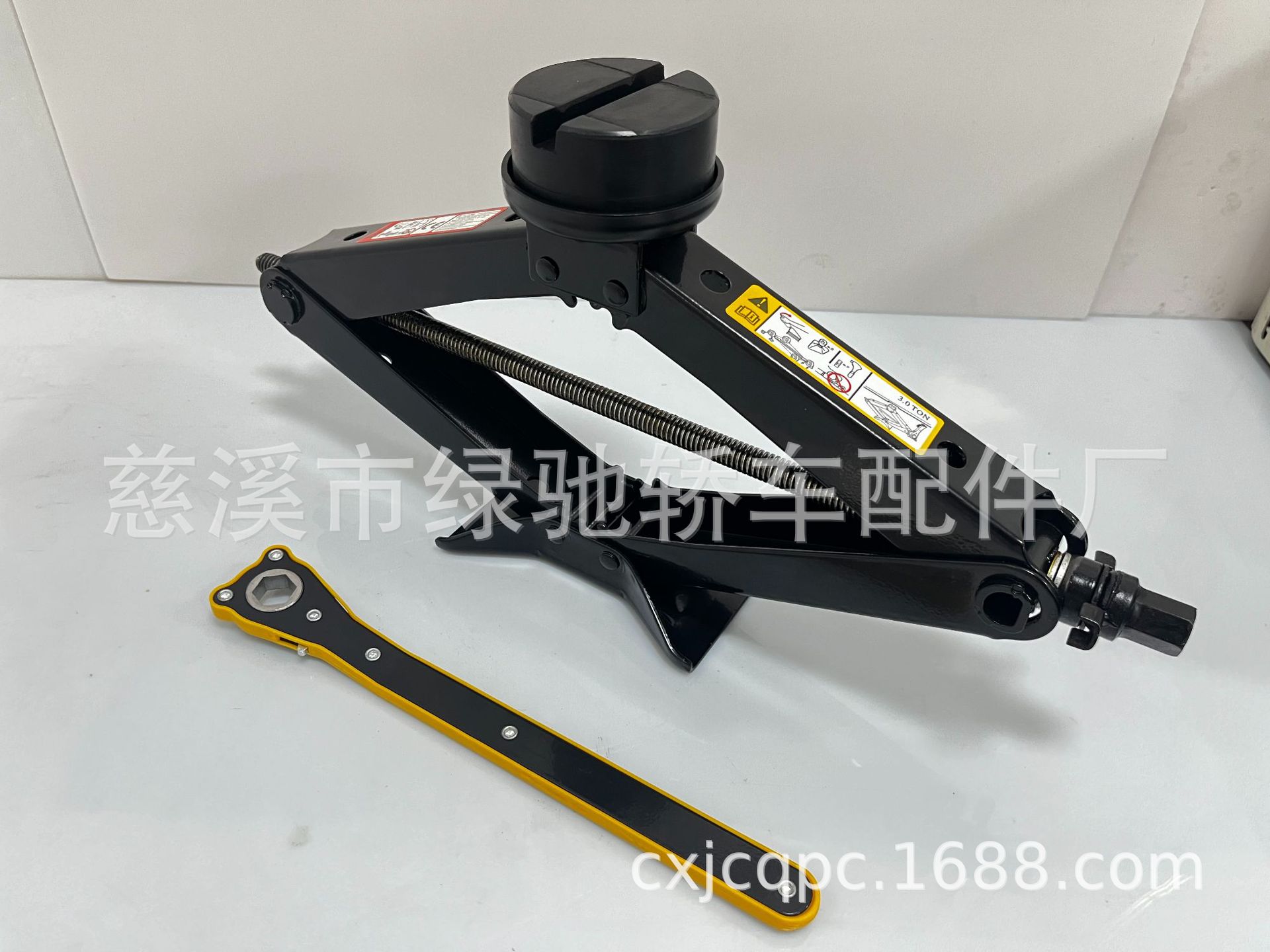 The new YILUN brand Tesla car scissor jack, a universal and labor-saving jack, is suitable for all family car models pic 33