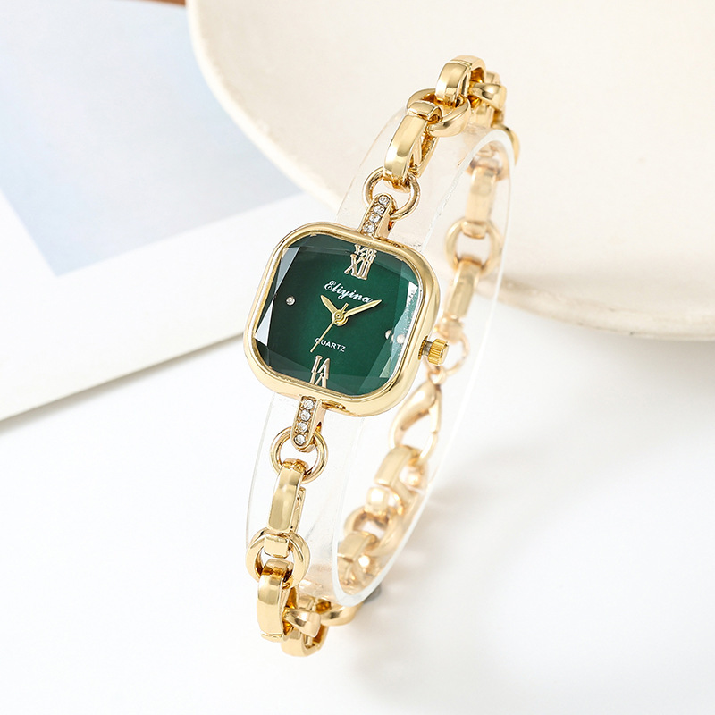 现货高级感小众设计女士腕表轻奢镶钻方形石英女休闲时尚手链表详情2