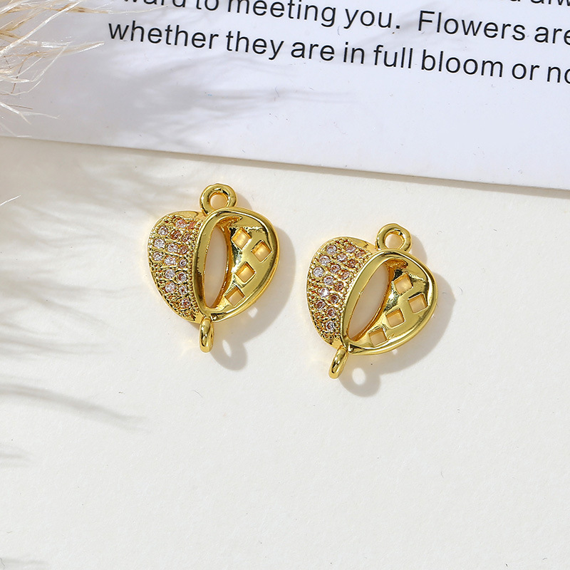 Wholesale of new moon copper zircon handmade diy Lightning eye heart-shaped necklace, bracelet and small pendant accessories pic 7