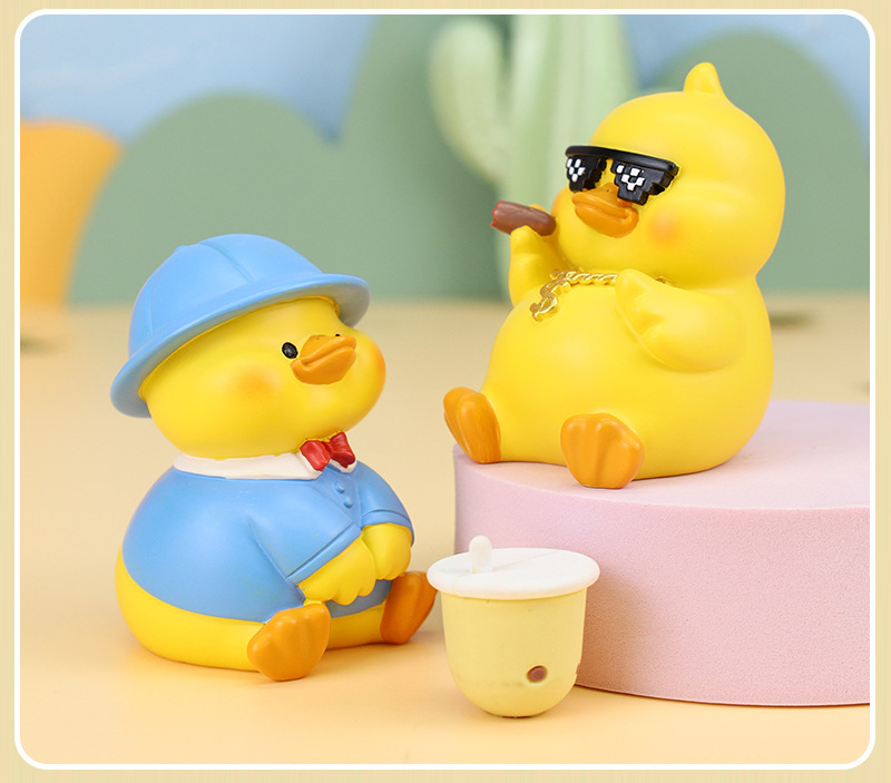 momo鸭盲盒公仔创意潮玩网红可爱卡通小鸭树脂桌面小摆件生日礼物详情9