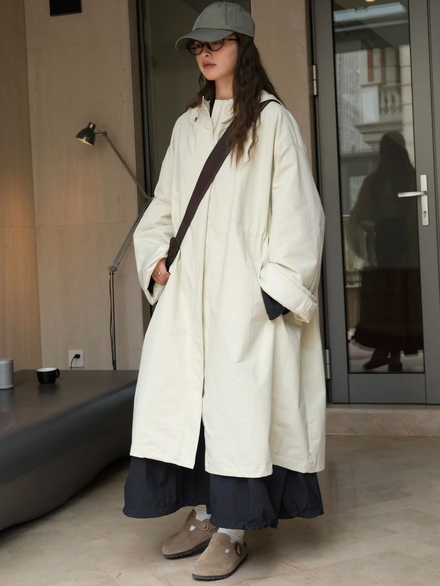 The new autumn Japanese-style outdoor street casual hooded silhouette windbreaker is a slimming and windproof long coat for women pic 45