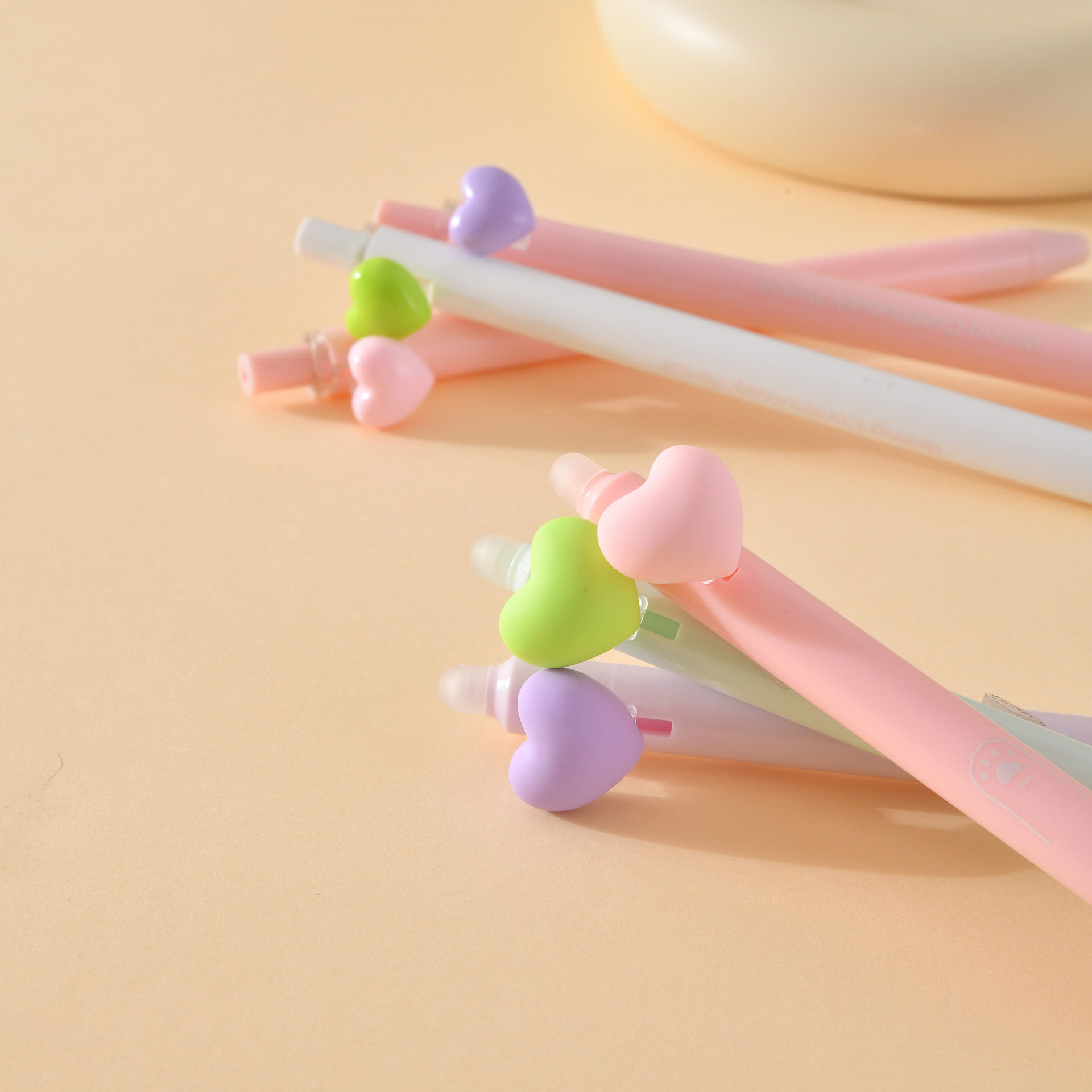 The Chenxi Love Press Set features an erasable gel pen and an eternal pencil with a blue core, ensuring smooth and fluid writing for students pic 7