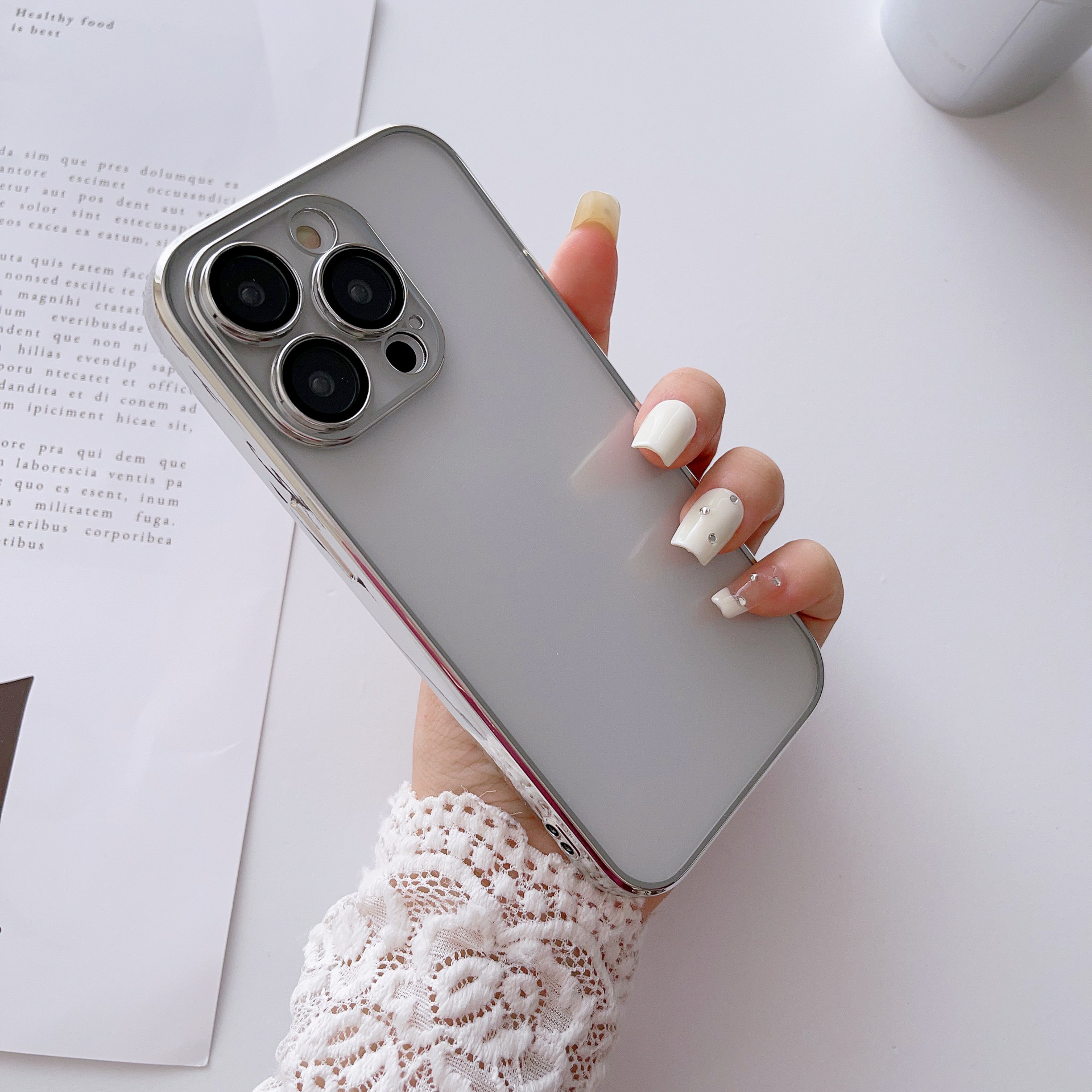 适用苹果15promax手机壳14iphone13plus电镀带镜头膜防尘网保护套详情12