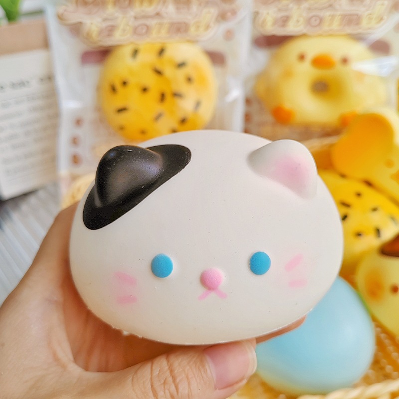 仿真面包慢回弹玩具创意湿软食物可爱解压捏捏乐日用百货烘焙面包模具详情7