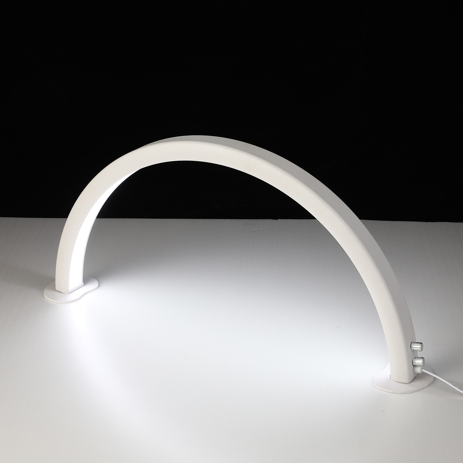 美甲桌面灯 美妆纹绣修甲LED美容院用旋钮  美甲照明半月灯详情8