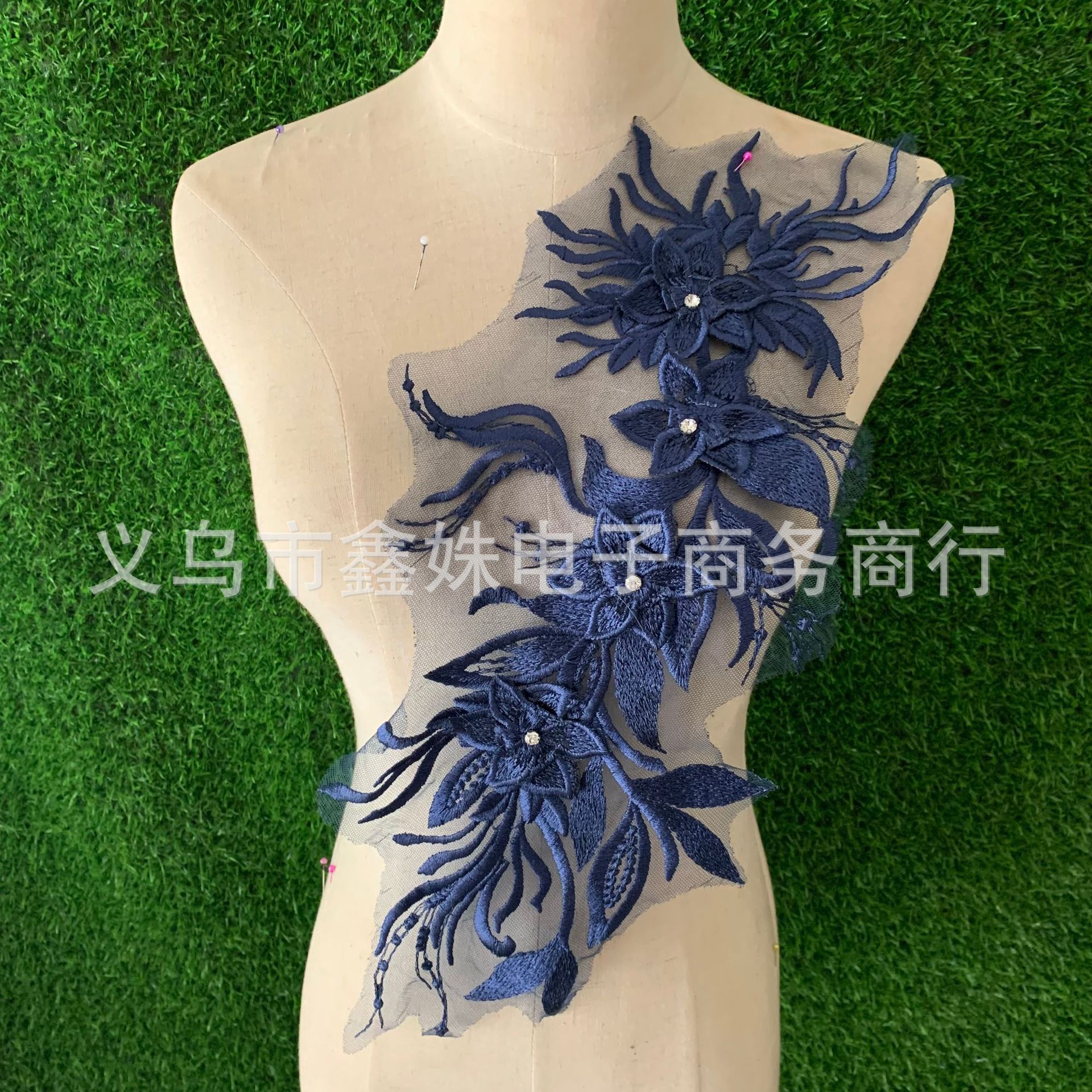 多色立体刺绣蕾丝贴花diy童装婚纱服装辅料详情4