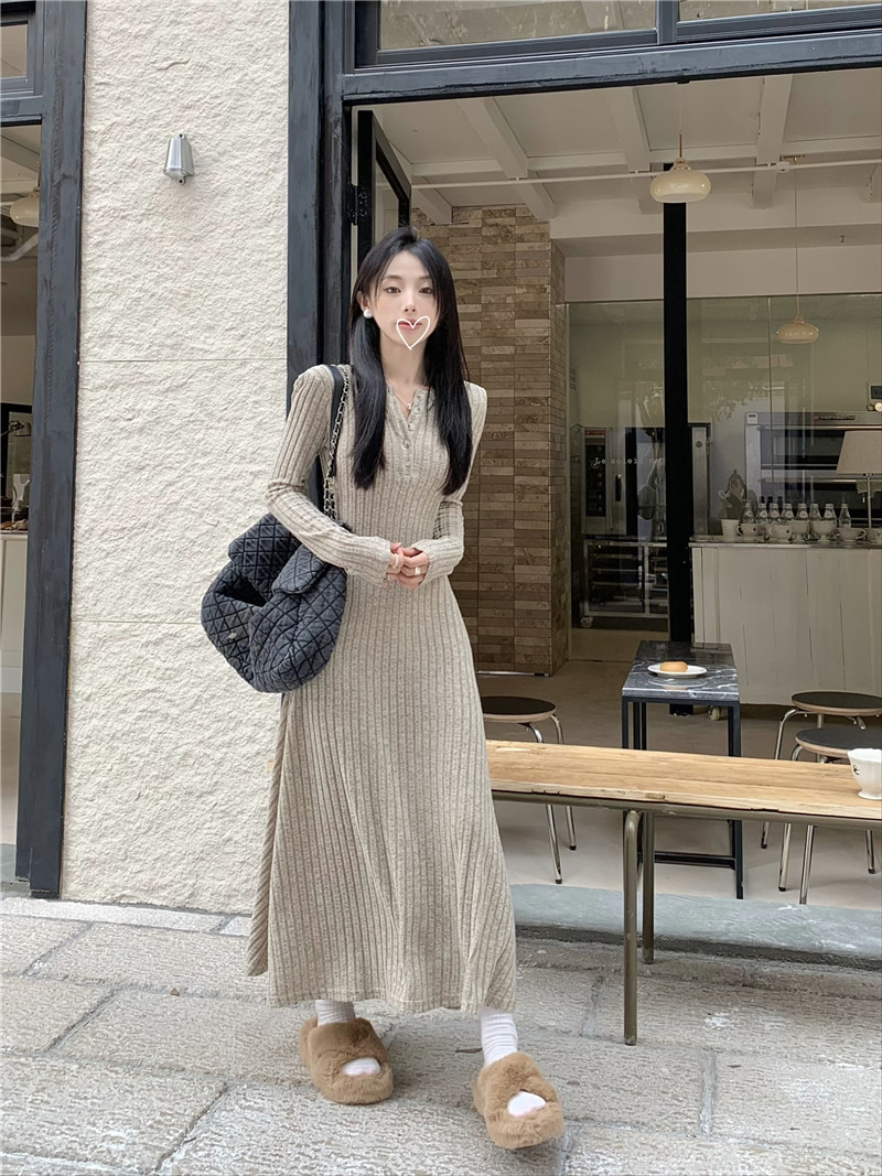 Retro, simple and versatile knitted long-sleeved dress for women, spring waist-cinching and slimming A-line dress, new autumn and winter base long dress pic 8