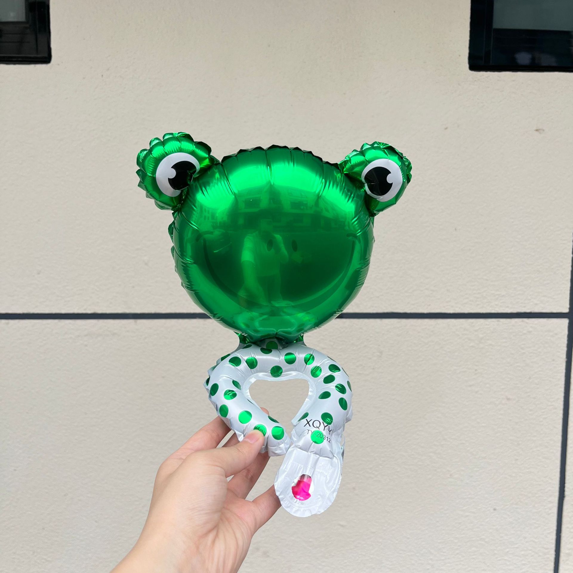 Dibujos animados animales muñeca globo niños pulsera llevar en la mano globo de tierra empuje micro comerciante barre el código pequeño regalo drenaje pic 13