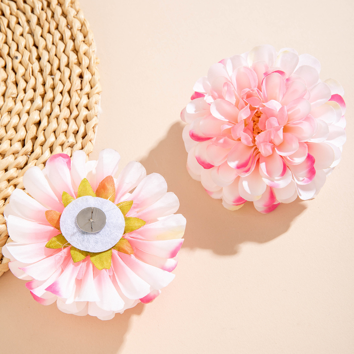 欧美跨境饰品时尚不规则立体花朵设计耳饰夸张彩色烤漆花瓣耳环详情44