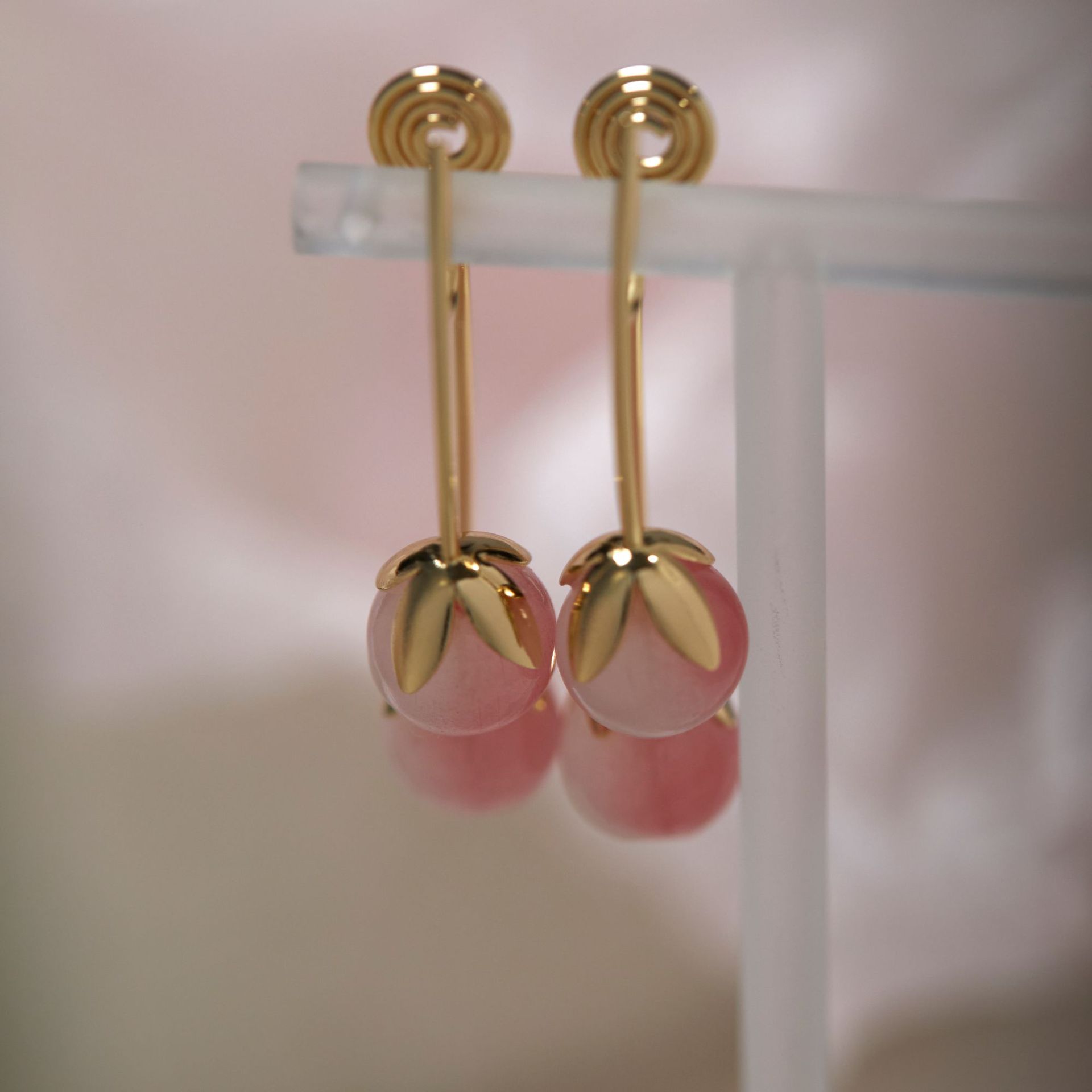 【桃夭】粉色番茄耳坠小众设计高级感耳环灵动可爱蚊香盘耳夹详情8