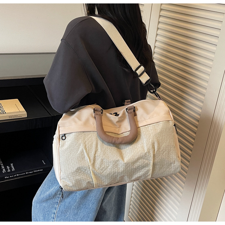 短途旅行包女轻便多功能斜挎运动健身包手提出差大容量收纳行李袋详情25