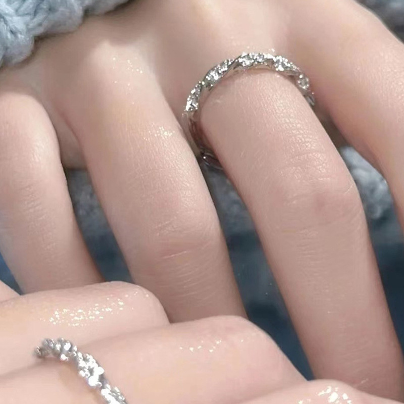 2025小清新开口可调节女麻花缠绕款食指戒素圈轻奢小众戒指详情8