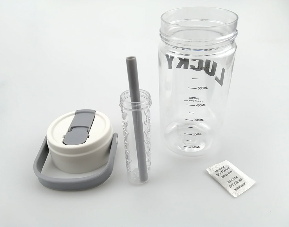 宝宝卡通水杯 婴幼儿学饮水杯  高颜值大容量带吸管茶水分离可爱杯子学生 babycare详情5