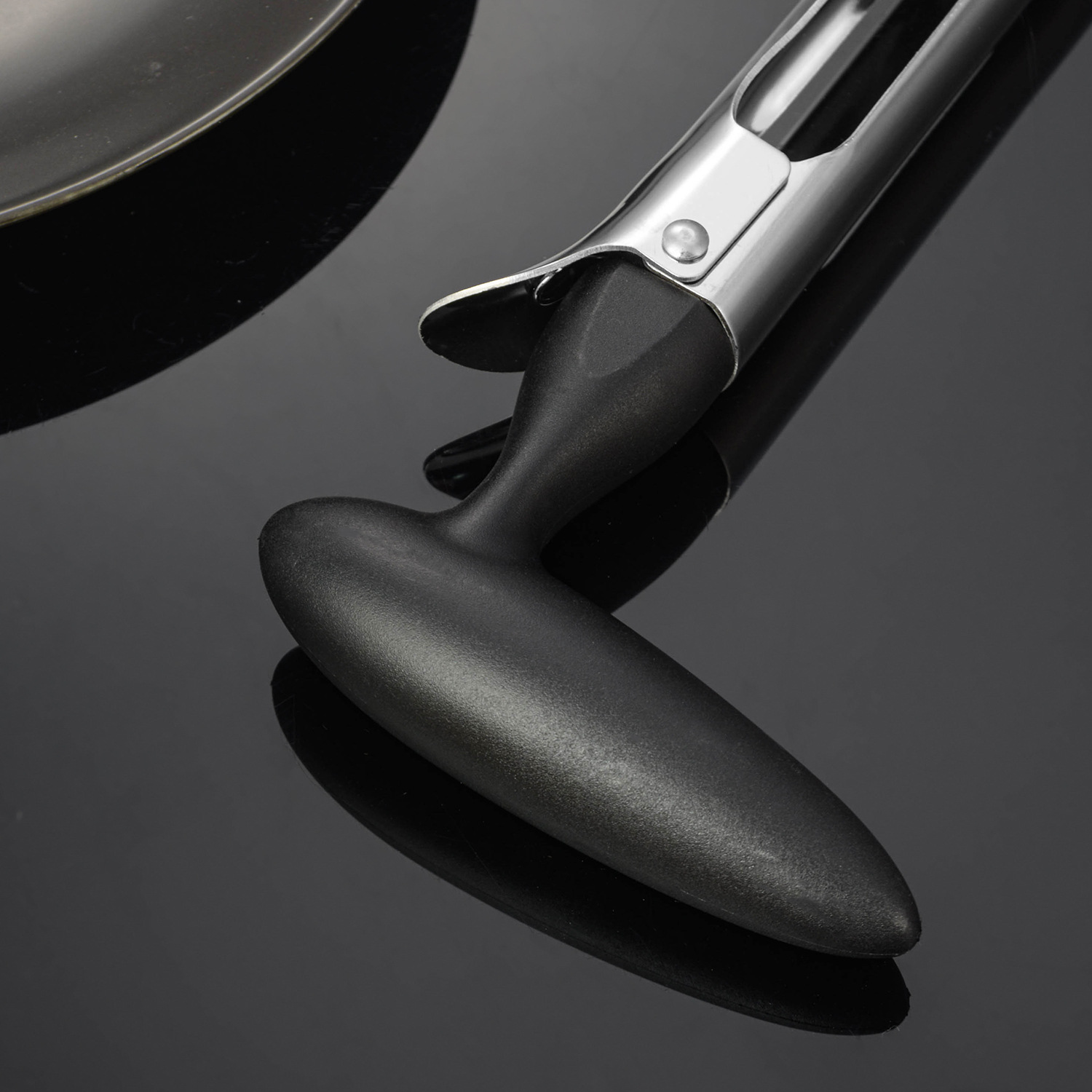 Cross-border new apple core remover in stock wholesale stainless steel multi-functional fruit core extractor kitchen small tools pic 9