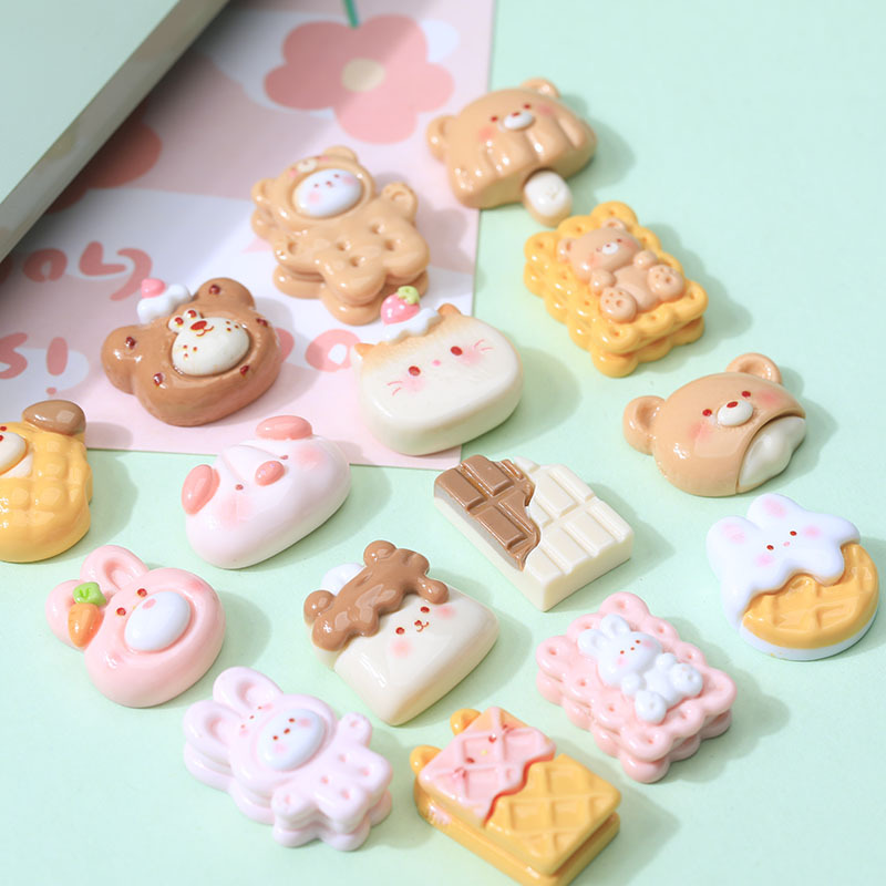 Simulated food toys: bread slices, waffles, cream glue, DIY stationery boxes, hair clips, hair ties, fridge magnets, decorations pic 2