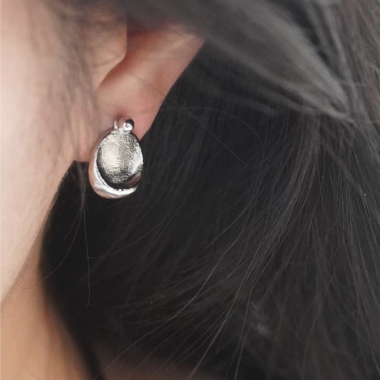 ABOA*家经典款耳钉 早春新款个性冷淡风轻奢精致圆形肌理感耳钉详情11
