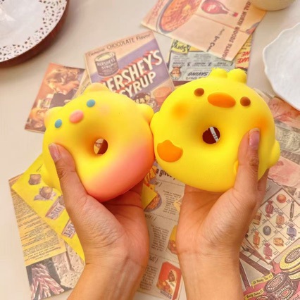 squishy面包吐司湿软慢回弹减压玩具网红爆款吸手指慢回弹捏捏乐详情2