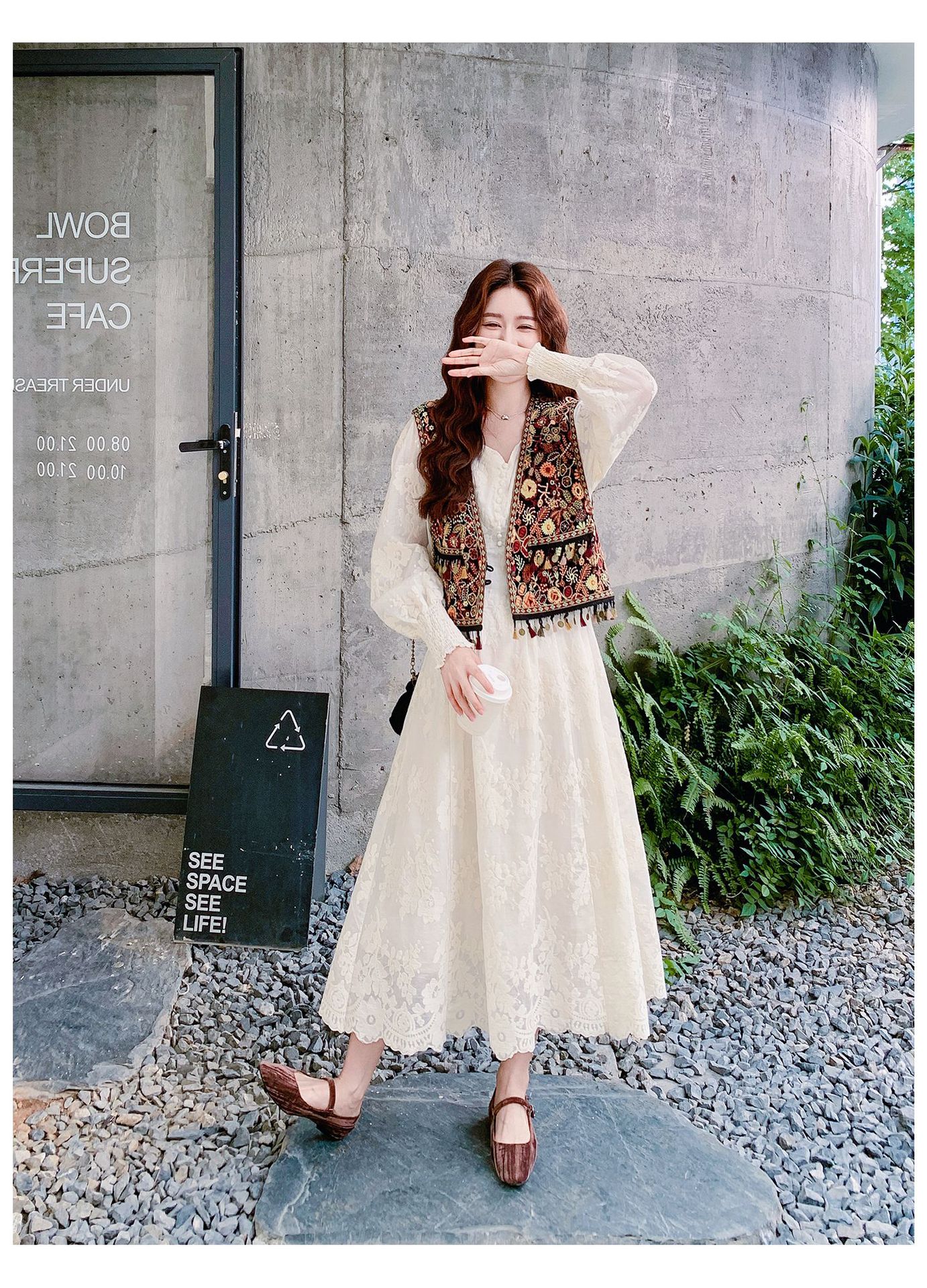 Real shot Bohemian fringed vest jacquard long dress two-piece set 2025 autumn collection lace patchwork V-neck dress pic 9