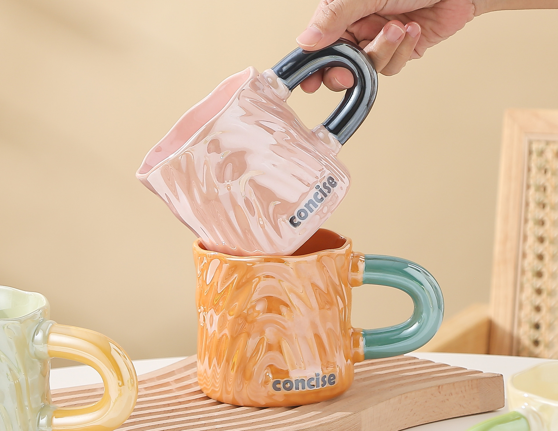 创意伴手礼品树纹陶瓷杯3D立体浮雕炫彩撞色马克杯奶fufu情侣水杯详情4