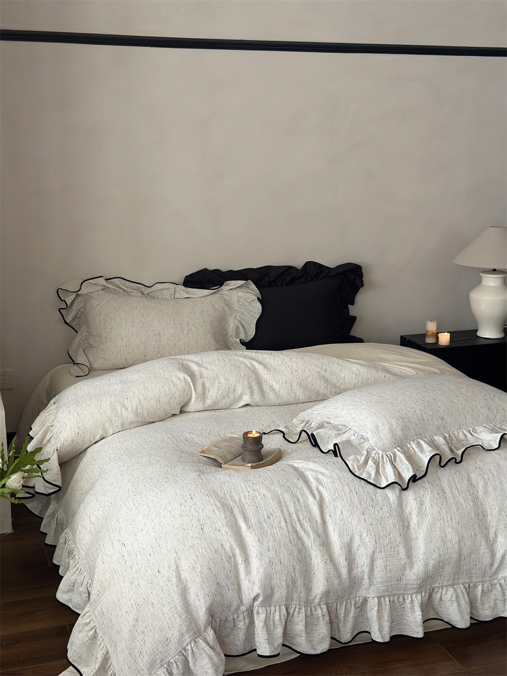 French-style high-grade dyed all-cotton double-layer yarn four-piece set, pure cotton black fringed lace duvet cover, princess-style naked sleeping bed sheet pic 4