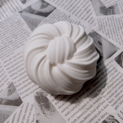 慢回弹玩具牛奶花卷网红面包抖音小红书爆款捏捏乐squishy详情3