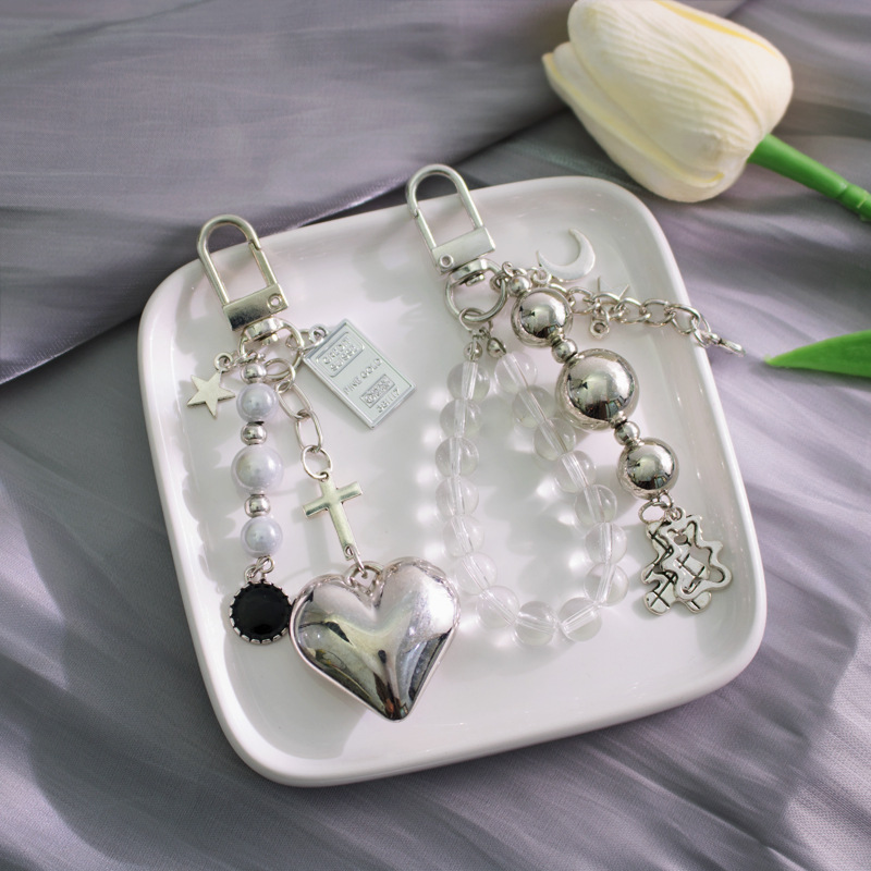 ins甜酷风串珠包包挂件金属黑白银小熊爱心十字架汽车钥匙扣挂饰详情10