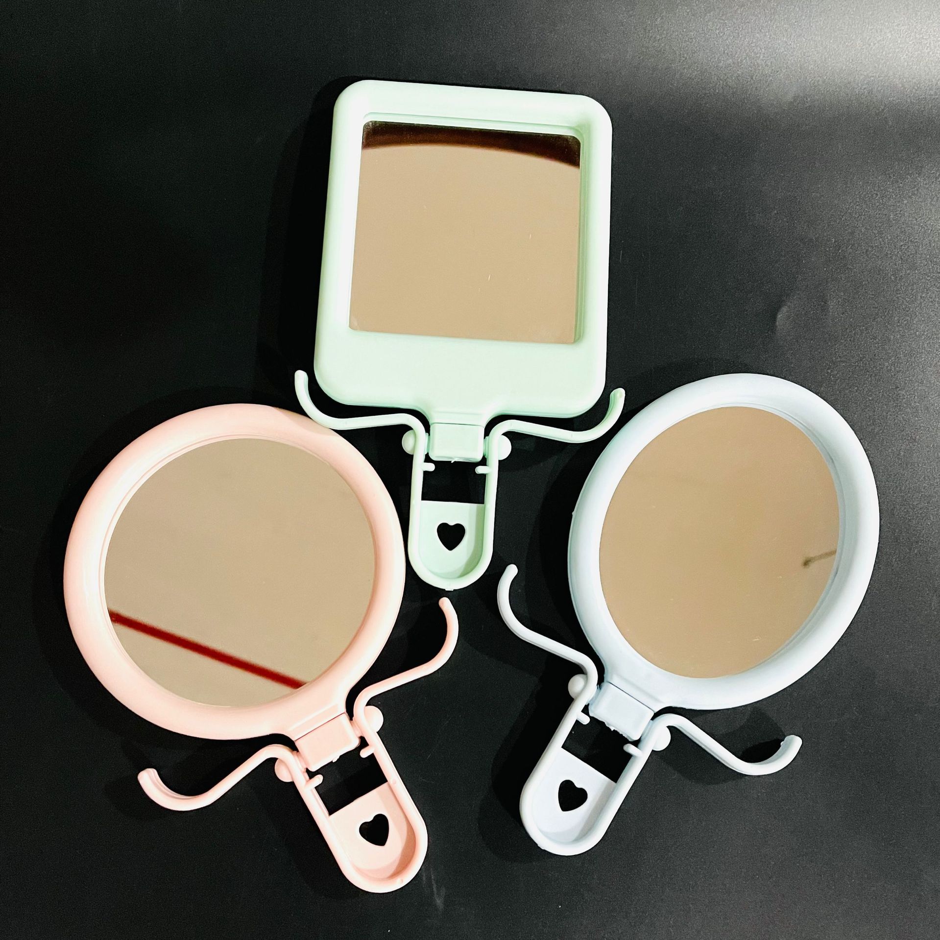 【2-1区】北欧台镜 50/盒200/箱北欧镜化妆镜便携宿舍学生镜子台式桌面可立梳妆镜2元货源详情4