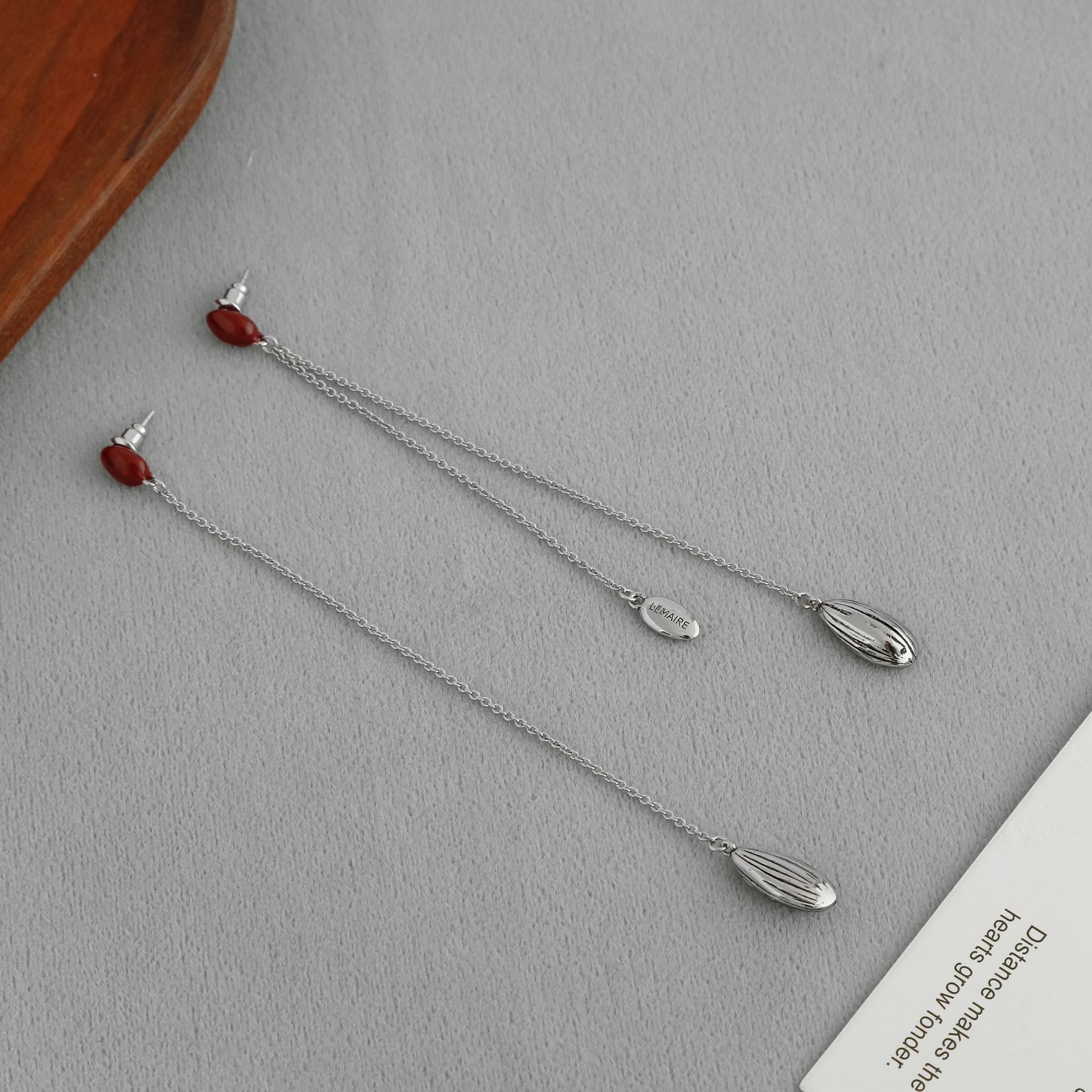 LEM*家银色瓜子流苏耳钉 夏季新款向日葵种子珐琅不对称流苏耳钉详情5