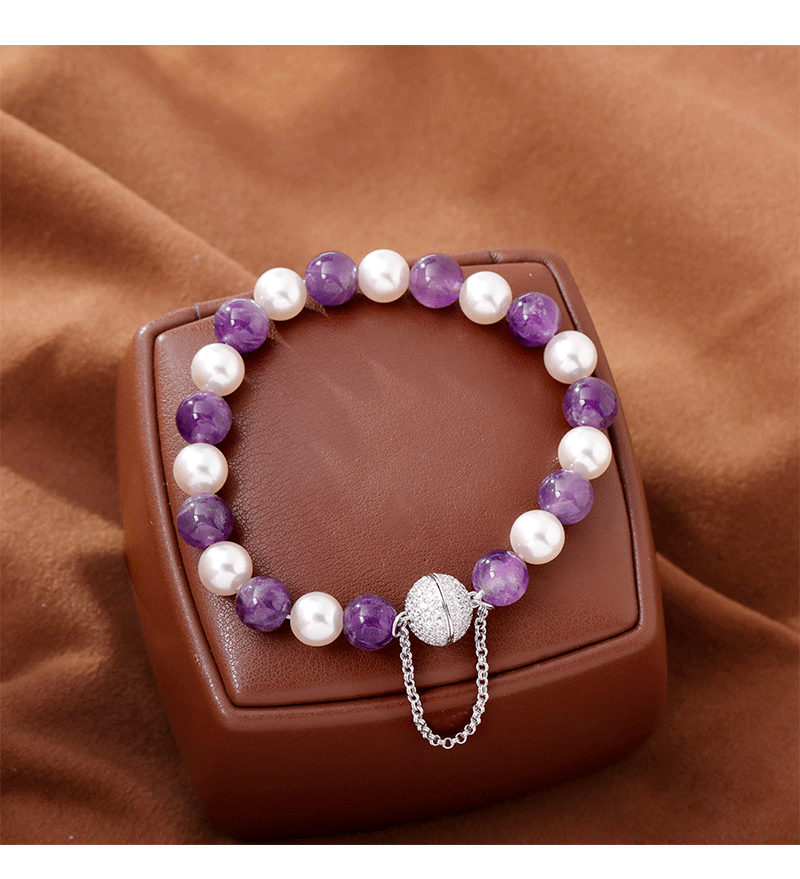 Hyacinth — искусственное жемчужное украшение, изготовленное в 2025 году из девяти слов, написанных в год рождения пожара pic 7