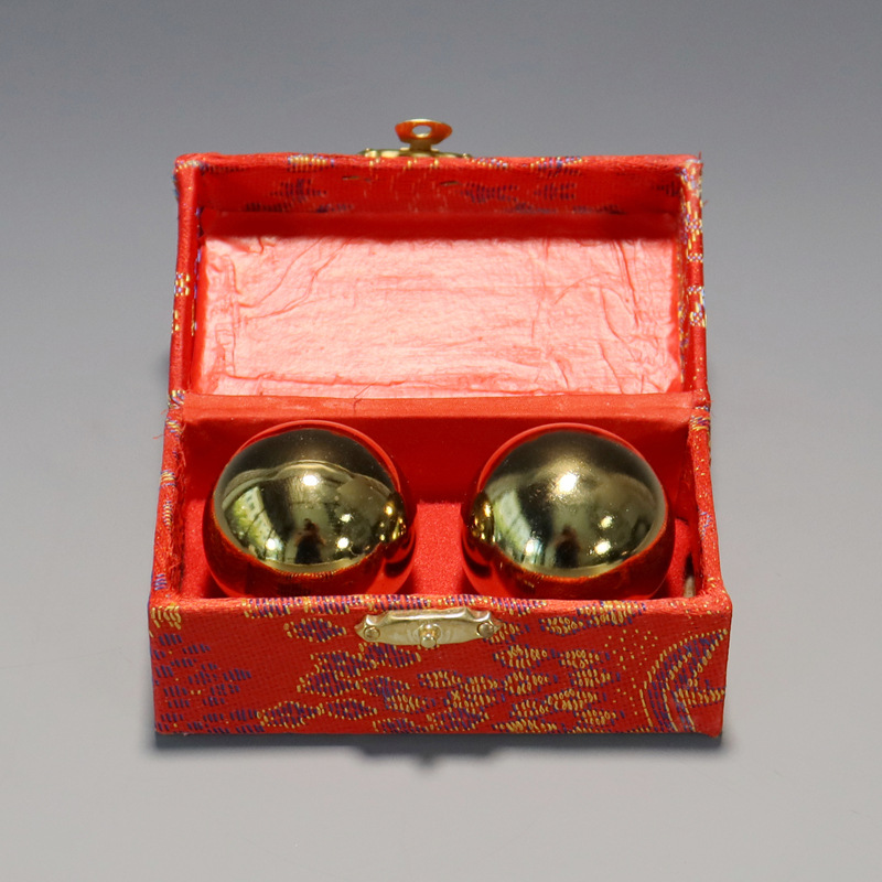 Baoding iron ball chrome-plated solid hollow bell sound middle-aged and elderly leisure sports gift hand-spun massage fitness handball pic 4