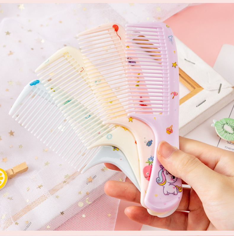 批发网红款可爱家用儿童卡通美发梳 女生学生便携顺发梳塑料梳子详情14