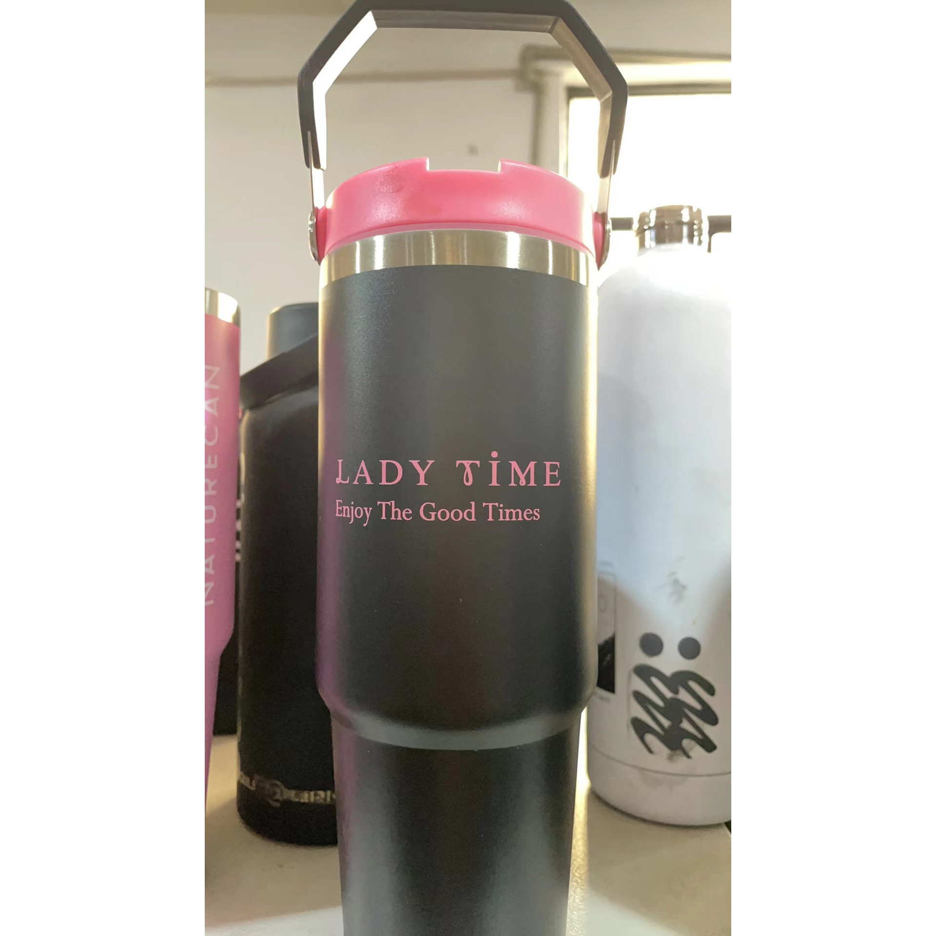 跨境简约大容量双层冰霸杯便携提手耐高温吸管杯汽车杯水杯保温杯详情2