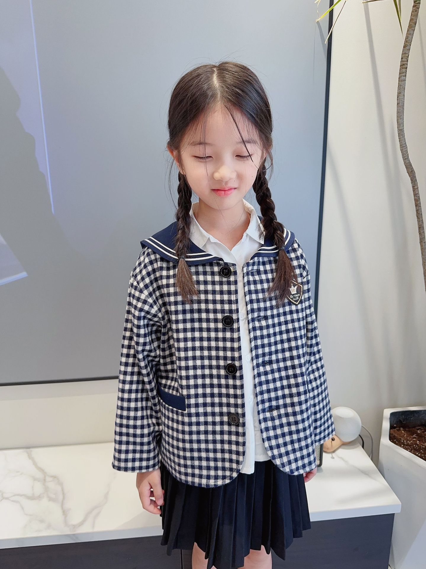 伯明翰学院海军同款外套 澳洲羊毛格子海军风领女童徽章小外套详情6