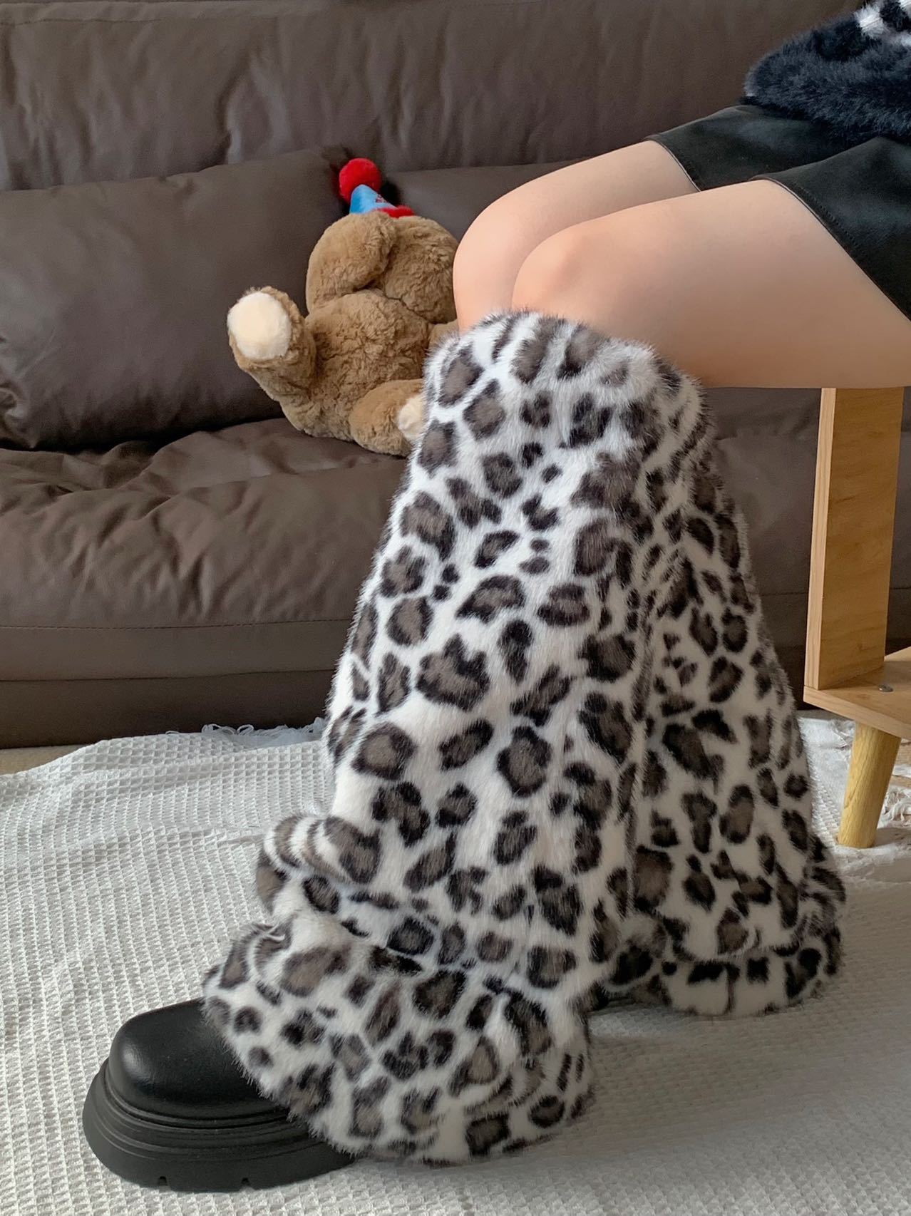 秋冬保暖加厚袜套阔腿豹纹靴套ins咖棕色毛毛绒JK腿套毛茸辣妹女详情7