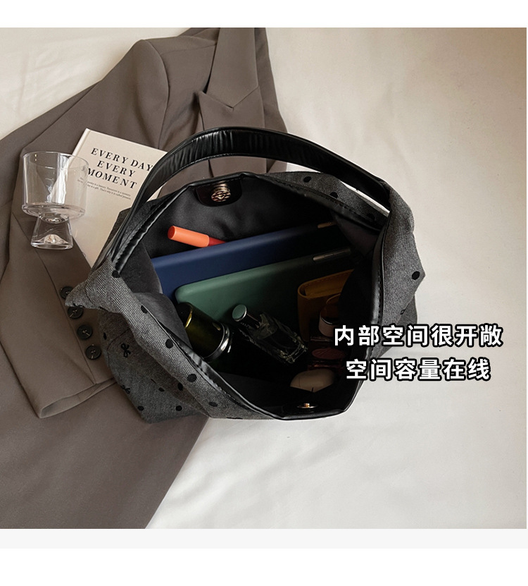 通勤大容量女包新款流行波点单肩包时尚百搭托特水桶包都市斜挎包详情8
