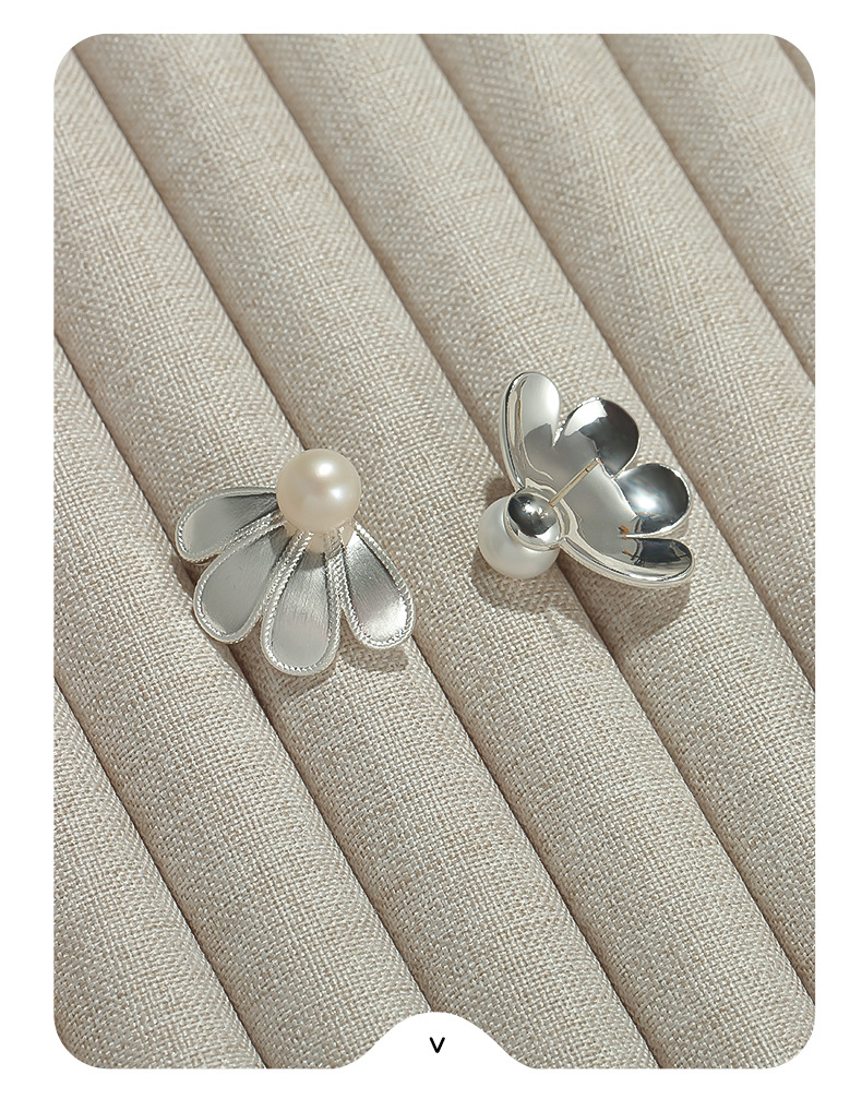 软山淡水珍珠耳钉简约小众精致拉丝花朵耳钉百搭青岛饰品银针耳钉详情11