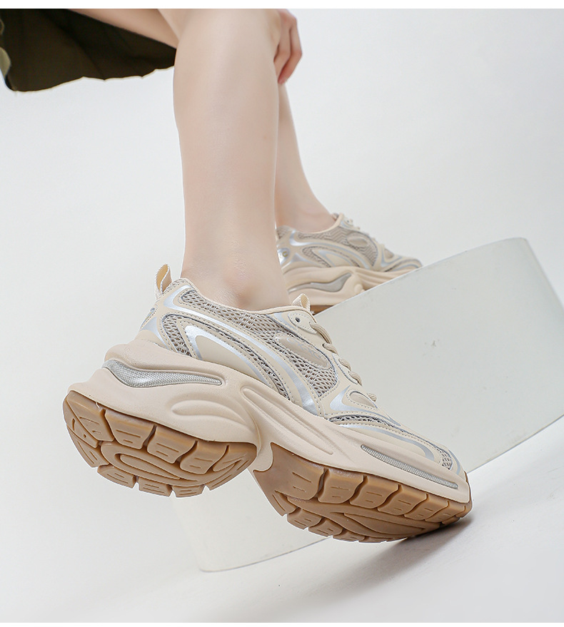 In the autumn and winter of 2025, dad shoes for women are popular thick-soled, versatile, casual, anti-slip, height-increasing, soft-soled, and lightweight sports shoes pic 25