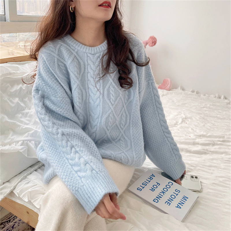 This is a new Japanese-style sweet and gentle style sweater for women in the autumn and winter of 2025. It features a round neck, loose and slimming long-sleeved pullover knitted top pic 4