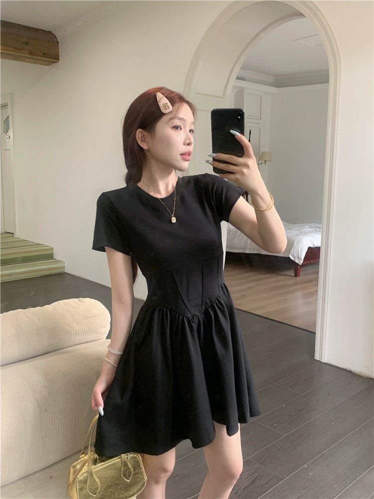 Black dress 2024 new style petite dress for women, design sense slimming, tea break French mini skirt pic 2