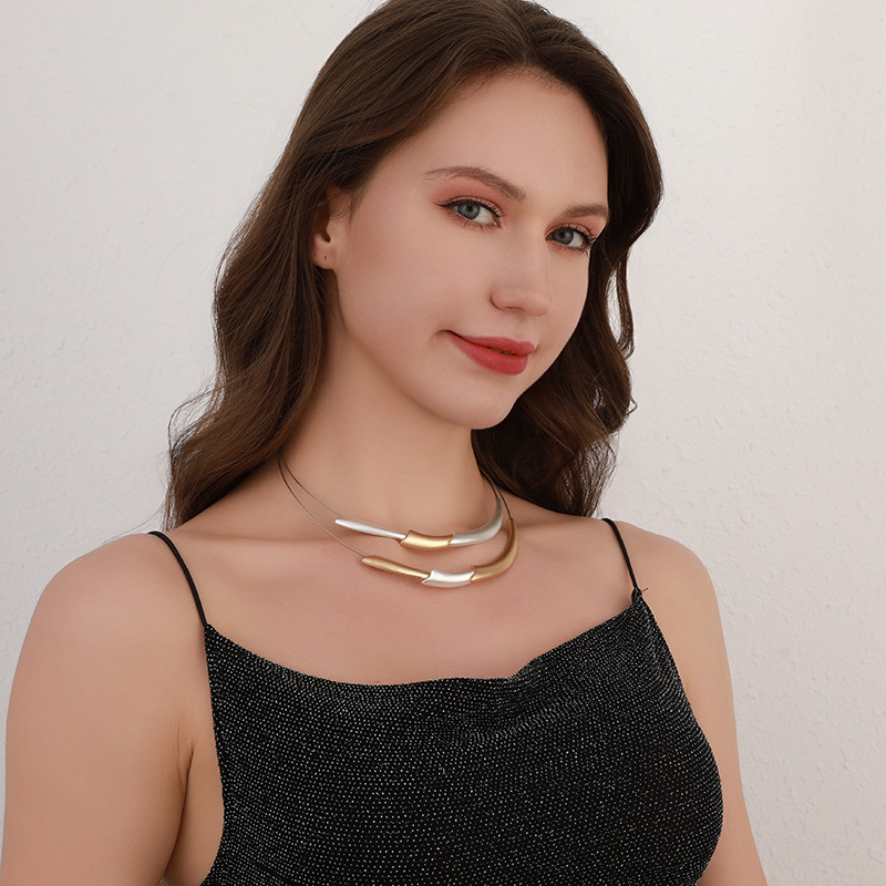 跨境亚马逊欧美饰品时尚简约短项链双层U形吊坠金属项圈女短项链详情7