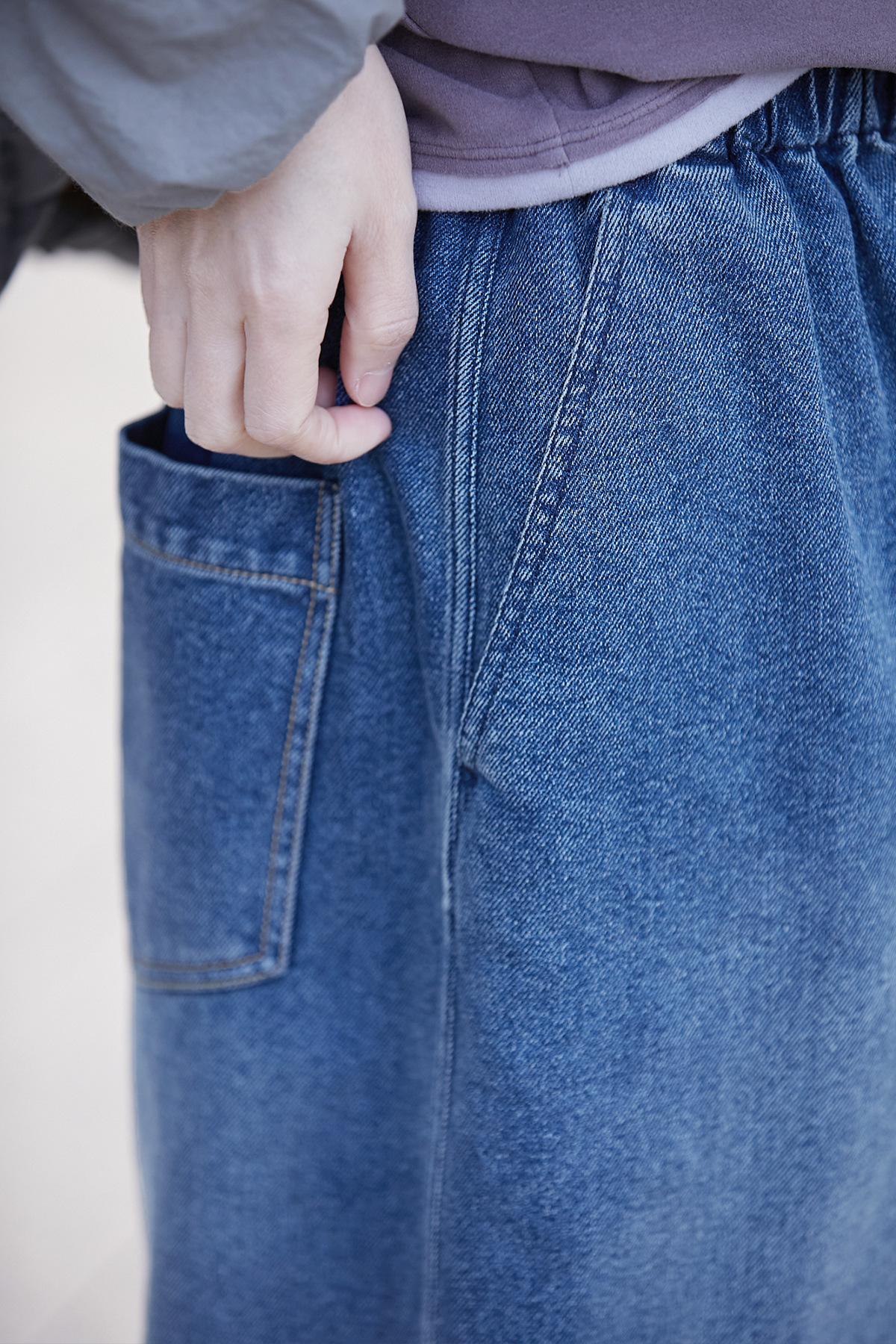 2025春秋款少年蓝色文艺小众松紧腰传统水洗磨毛休闲牛仔裤详情8