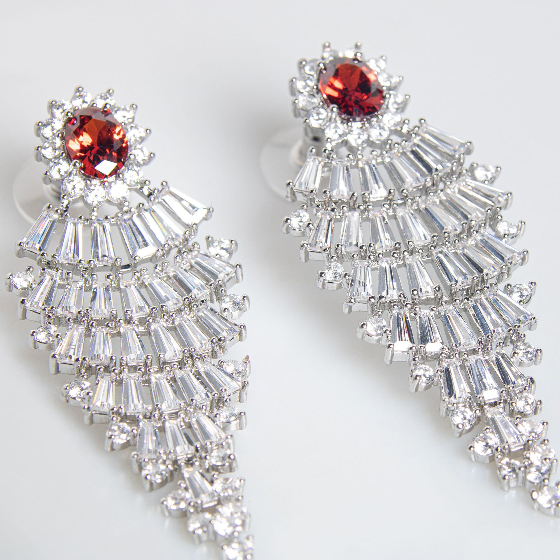 Luxurious ruby waterfall earrings, floral style, elegant and exaggerated zircon earrings, niche high-end earrings LY29103, banquet dress fashion earrings, long tassel earrings wholesale pic 6