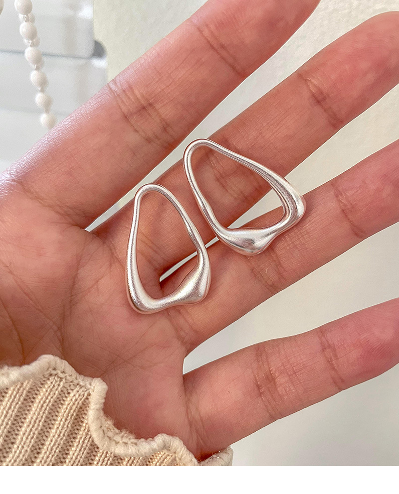 Silver needle, niche fashion, minimalist and cold style, European and American frosted lava triangular stud earrings, teardrop-shaped stud earrings 2024 trend pic 6