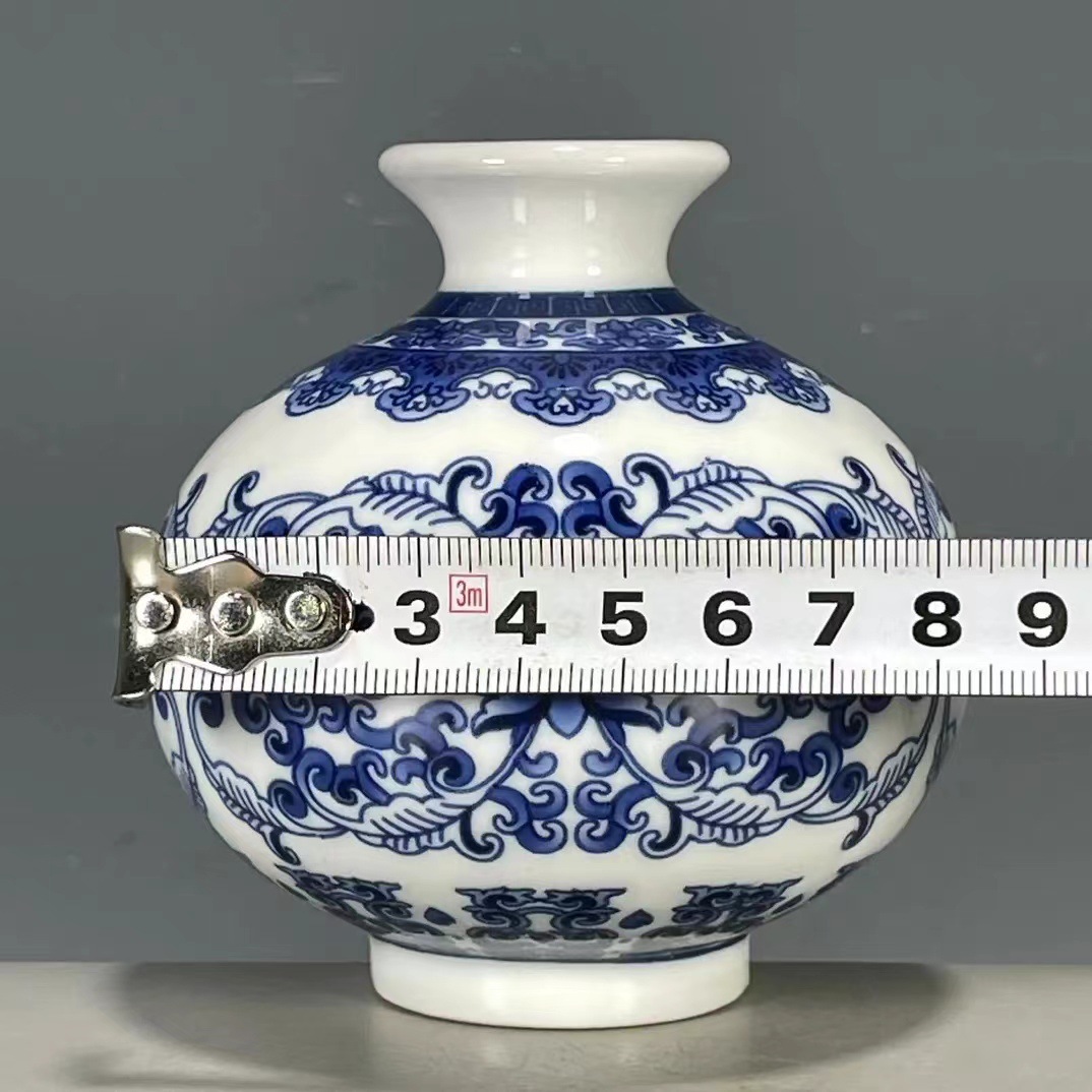 青花瓷迷你花瓶陶瓷摆件中式花瓶景德镇花瓶批发陶瓷圆小花瓶花器详情3