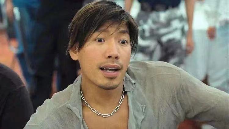 潮酷男士高品质钛钢十字手链简约气质嘻哈风个性百搭饰品手饰详情3