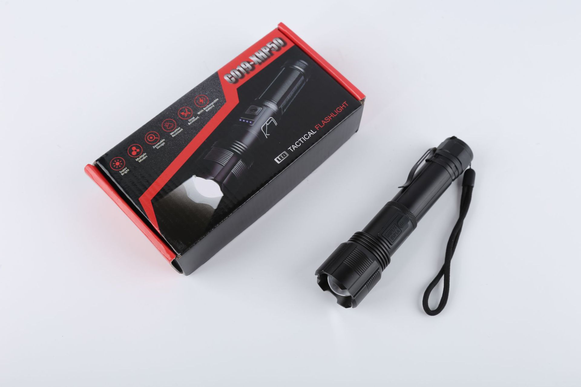 跨境新款XHP50远射USB充电便携手电COB聚光手电户外强光变焦电筒详情9