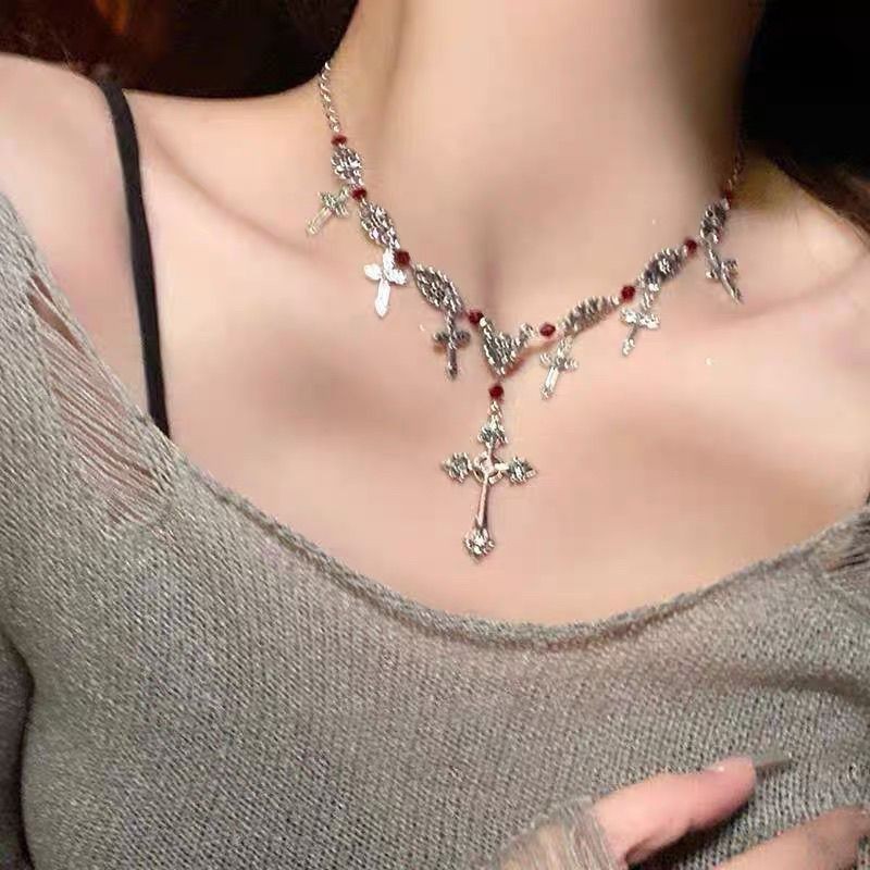 暗黑y2k亚比少女叠戴黑色串珠项链蝙蝠十字甜酷辣妹卫衣项饰配饰详情14
